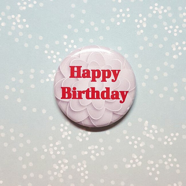 Button 25 mm - Happy Birthday rot / Rückseite glatt